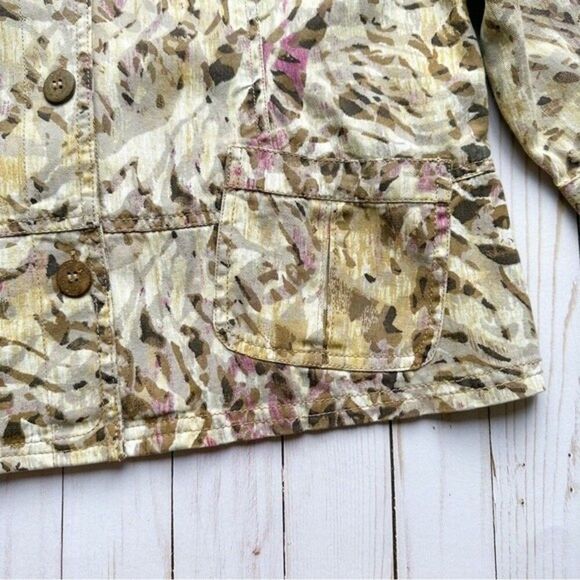 Chico’s Womens Size Large Animal Print Button Closer Lightweight Jacket - Picture 4 of 12
